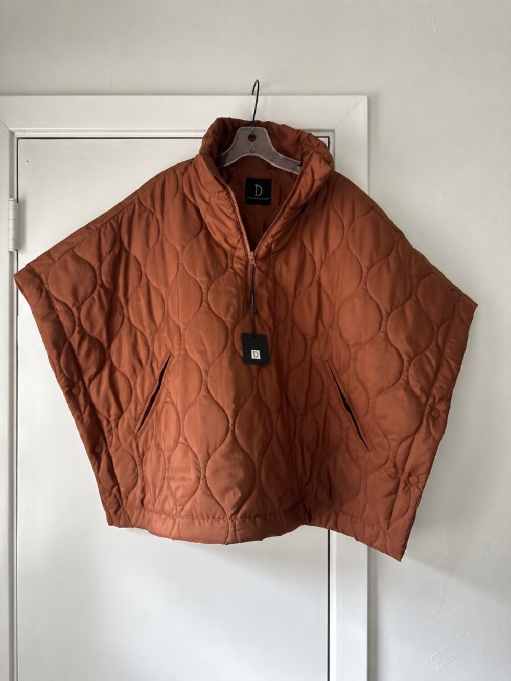 NWT Do Everything In Love Rust Quilted Puffer Poncho Cape Vest Snap Sides OS